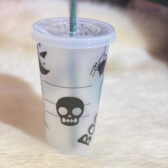Starbucks Custom ☠️ Halloween Icon Frosted Tumbler - Picture 13 of 14
